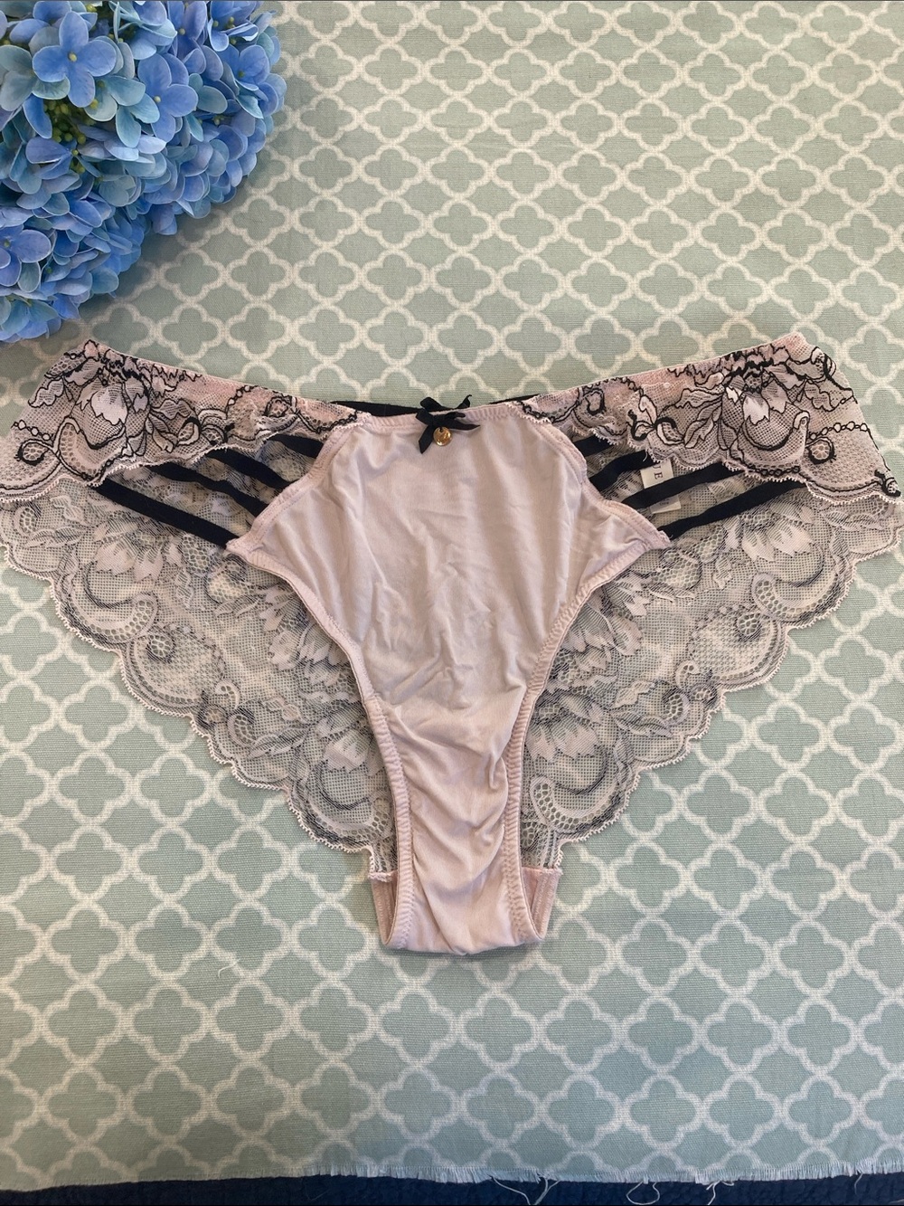 Vintage Cacique Strappy Lace Back Cheeky Panty Pink Black 14/16
